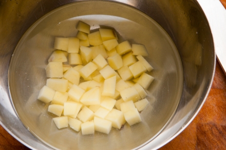 Preparazione Pàche con crema di patate, sgombro e alga wakame - Fase 1 Preparazione Pàche con crema di patate, sgombro e alga wakame - Fase 1