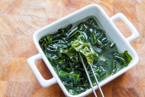 Preparazione Pàche con crema di patate, sgombro e alga wakame - Fase 4