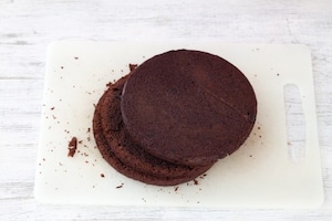 Preparazione Torta al cioccolato e caffè con crema pasticciera al cioccolato - Fase 4