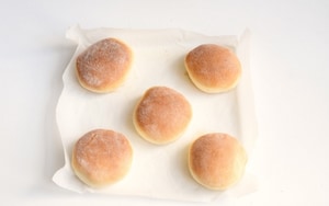 Preparazione Bomboloni al forno - Fase 3