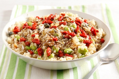 Insalata di edamame e quinoa