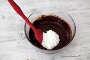 Preparazione Torta al cioccolato e arancia - Fase 4