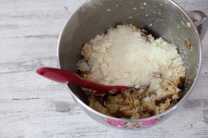 Preparazione Torta di pane salata - Fase 1