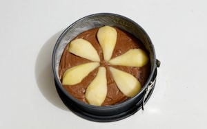 Preparazione Torta pere e cacao facilissima - Fase 3