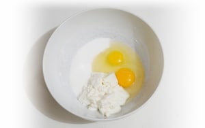 Preparazione Torta pere e cacao facilissima - Fase 1