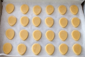 Preparazione Biscotti uovo di Pasqua - Fase 3