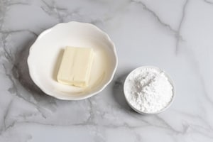 Preparazione Caprese al cacao con gocce di cioccolato fondente - Fase 1