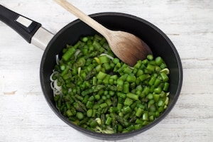 Preparazione Frittata di asparagi - Fase 1