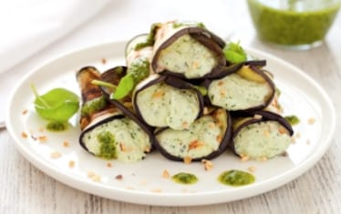 Involtini di melanzane, ricotta e noci