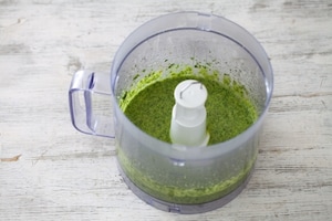 Preparazione Involtini di melanzane, ricotta e noci - Fase 2