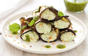 Preparazione Involtini di melanzane, ricotta e noci - Fase 4