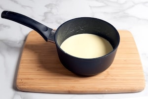 Preparazione Morbidoso con nido di cremoso al cioccolato fondente - Fase 1