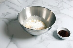 Preparazione Morbidoso con nido di cremoso al cioccolato fondente - Fase 3