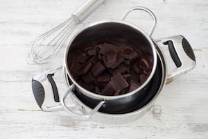 Preparazione Palline al cocco e cioccolato - Fase 3