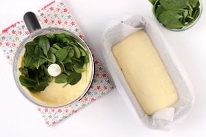 Preparazione Plumcake salato agli spinaci e parmigiano - Fase 1