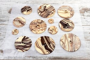 Preparazione Uovo di cioccolato marmorizzato - Fase 3