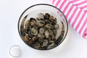 Preparazione Vermicelli alle vongole e crema di broccoli - Fase 1