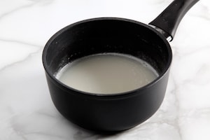 Preparazione Bavarese vegan al cocco e coulis di mango - Fase 1