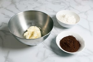 Preparazione Crostata al cacao e frutti rossi - Fase 1