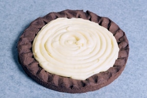 Preparazione Crostata al cacao e frutti rossi - Fase 2