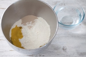 Preparazione Focaccia contorta - Fase 1