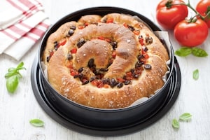 Preparazione Focaccia contorta - Fase 4