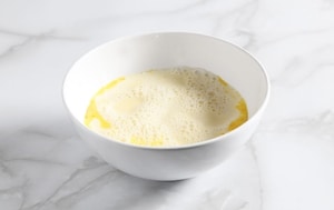 Preparazione Naked Cake colomba e amarene - Fase 1