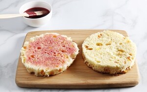 Preparazione Naked Cake colomba e amarene - Fase 4