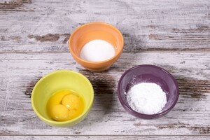 Preparazione Semifreddi al limone - Fase 1