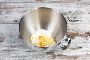 Preparazione Torta frangipane arancia e amaretti - Fase 1