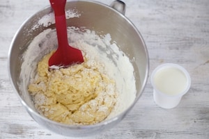 Preparazione Torta sette vasetti salata - Fase 3