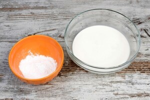 Preparazione Torta veloce panna e fragole - Fase 2