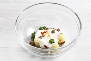 Preparazione Uova ripiene allo zafferano - Fase 2