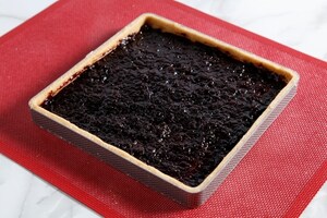 Preparazione Crostata alle amarene con mousse di ricotta - Fase 3