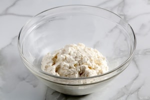 Preparazione Crostata alle amarene con mousse di ricotta - Fase 5