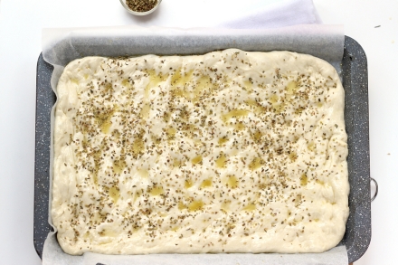 Preparazione Focaccia all'origano - Fase 5 Preparazione Focaccia all'origano - Fase 5