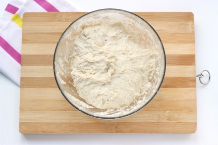 Preparazione Focaccia all'origano - Fase 2 Preparazione Focaccia all'origano - Fase 2