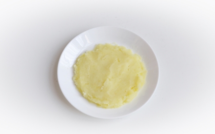 Preparazione Focaccia barese - Fase 1 Preparazione Focaccia barese - Fase 1