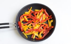 Preparazione Peperoni in padella - Fase 1