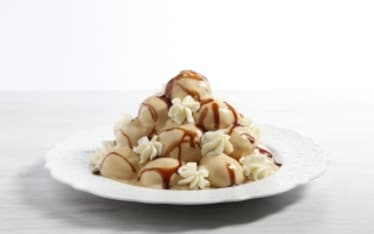 Profiterole caramello e cioccolato bianco