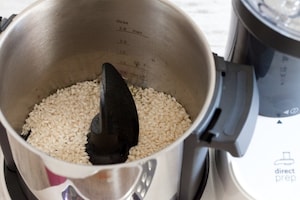 Preparazione Risotto con crema di peperoni, noci pecan e stracciatella di burrata - Fase 3