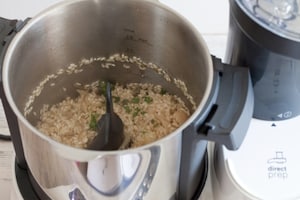 Preparazione Risotto con crema di peperoni, noci pecan e stracciatella di burrata - Fase 4