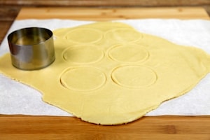 Preparazione Rose di mela e crema pasticciera - Fase 1