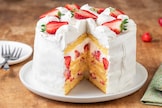 Torta alla panna, fragole e crema