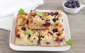 Preparazione Torta di pane, more, mele e mandorle - Fase 4