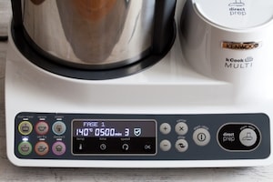 Preparazione Vellutata di piselli, fave e mozzarella di bufala - Fase 2