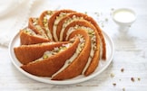 Bundt cake allo zafferano e cioccolato bianco