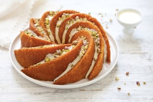 Preparazione Bundt cake allo zafferano e cioccolato bianco - Fase 4