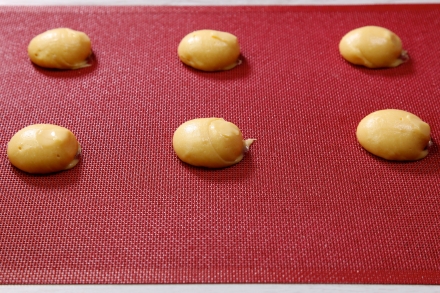 Preparazione Choux amarene e mascarpone - Fase 5 Preparazione Choux amarene e mascarpone - Fase 5