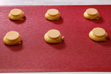 Preparazione Choux amarene e mascarpone - Fase 5 Preparazione Choux amarene e mascarpone - Fase 5